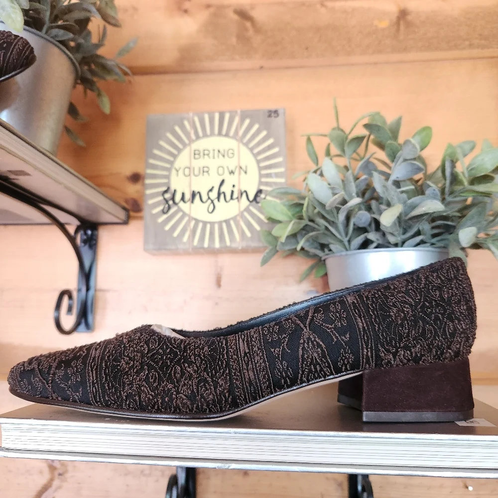 ENZO ANGIOLINI Block‎ Heel Knit Baroque Damask Knit Fabric Leather Pumps Sz 6.5M